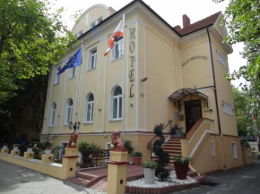  Hotel Villa Konstanz  Берлин